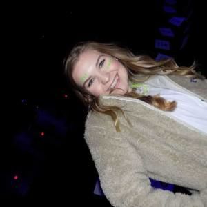 Meet your Posher, Karalea